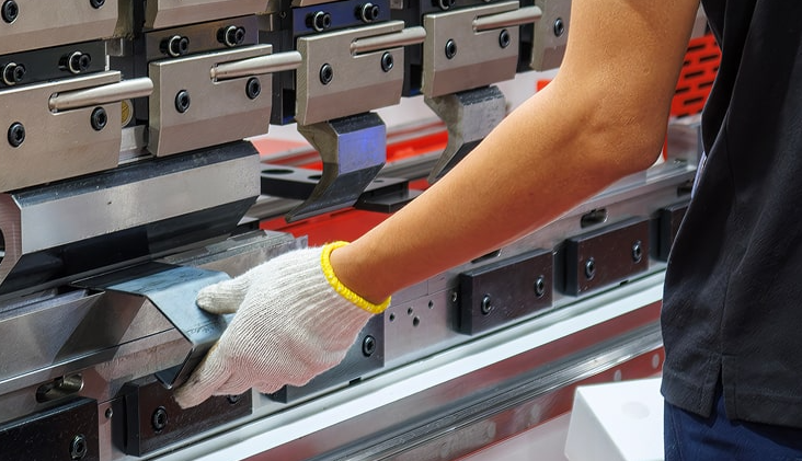 How Precision Bending Supports Modern Manufacturing